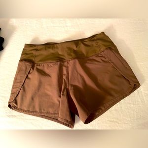 Crz yoga brand “speed up” shorts. Size 4, 4 inch inseam.